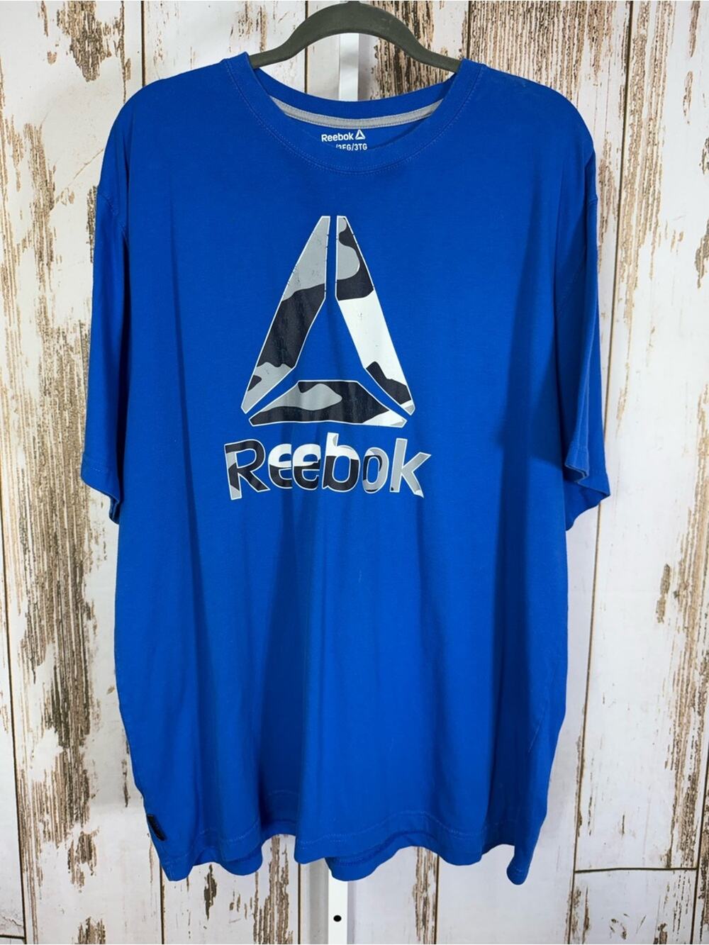Reebok, Blue Athleisure T-Shirt. Size 3XL. Fair used condition!